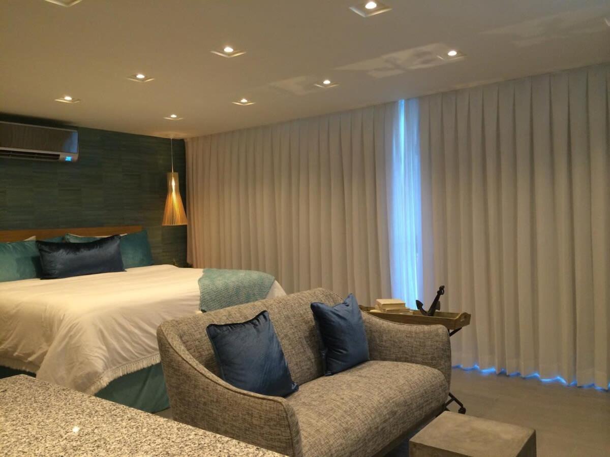 Enchanted 17 Jewel Beachfront Luquillo -Pool Екстериор снимка