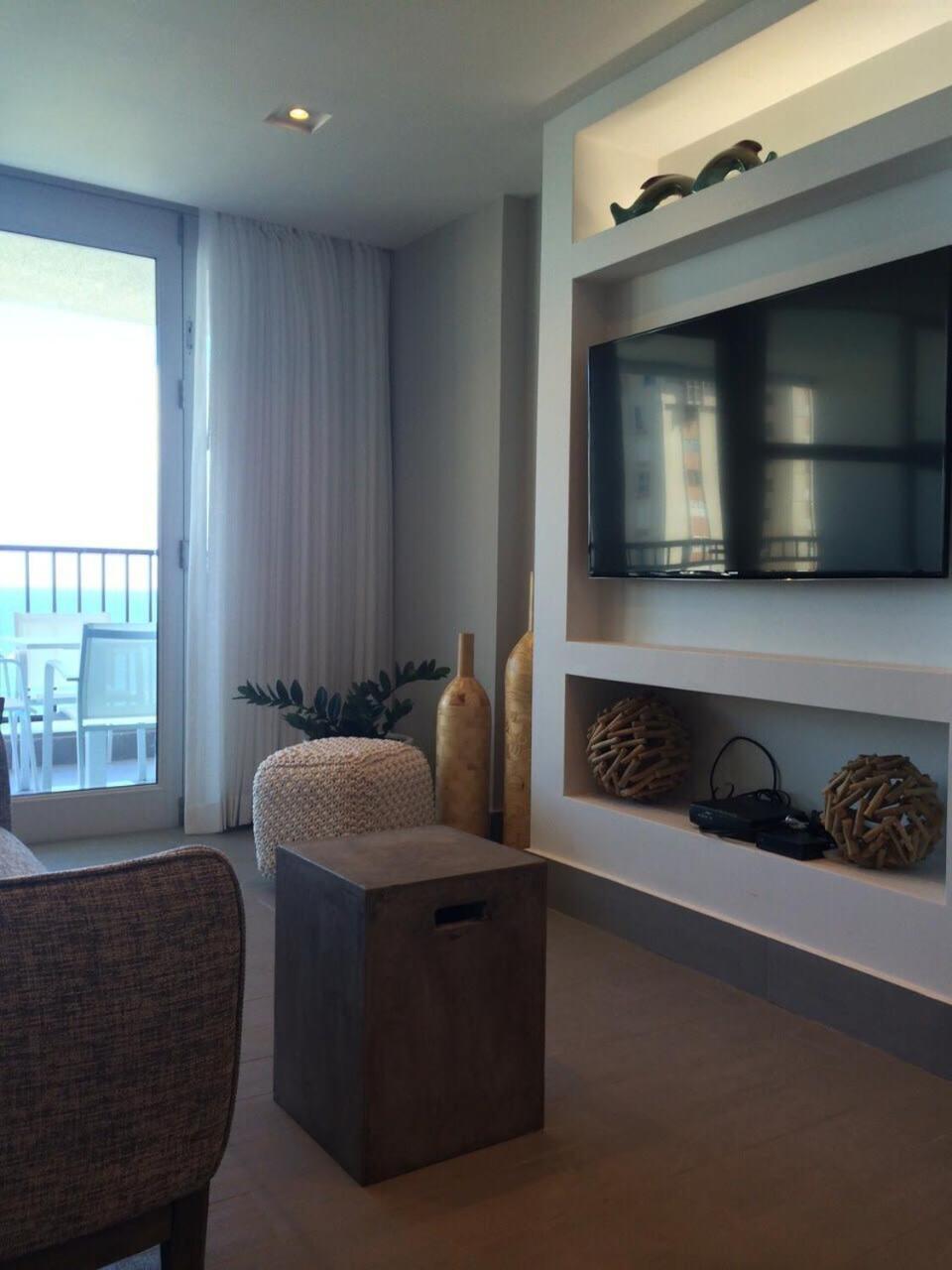 Enchanted 17 Jewel Beachfront Luquillo -Pool Екстериор снимка
